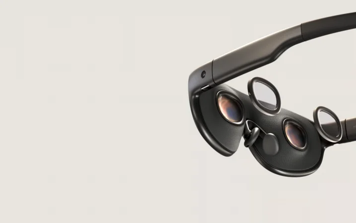 Meta Phoenix XR glasses with inserts