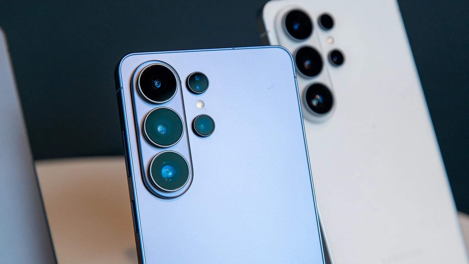 Samsung Galaxy S27 Ultra's Telephoto Shift: What's Next for Zoom Technology?