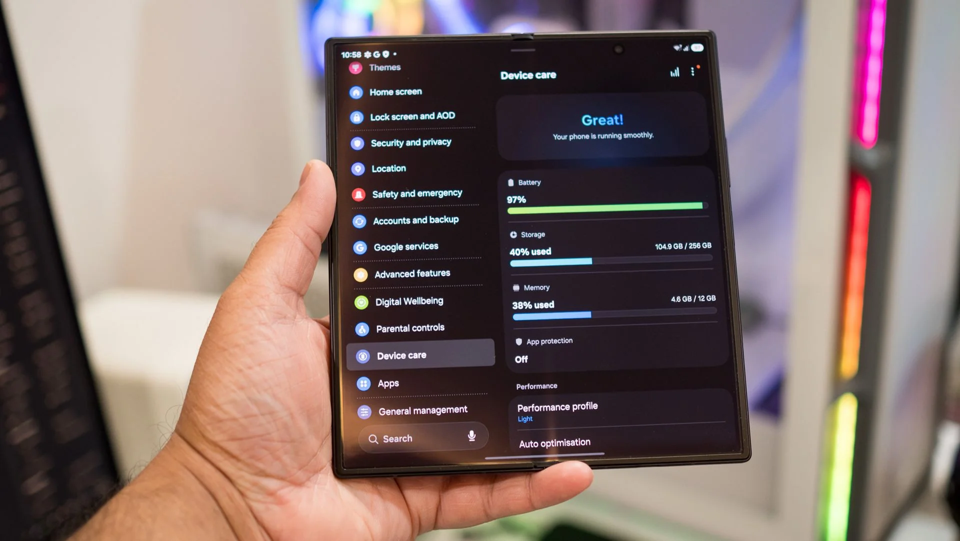Optimize Your Galaxy Z Fold 8 Ultra's Battery Life with a Simple Setting Change